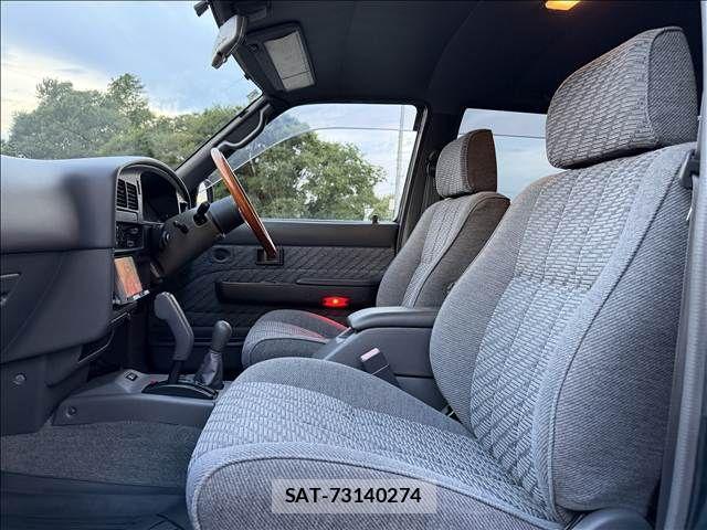 Toyota HILUX 1997-04 8849297-24
