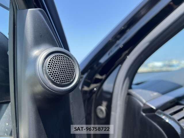 Toyota HILUX 2023-11 8880063-15