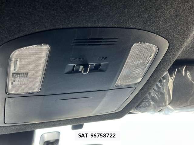 Toyota HILUX 2023-11 8880063-23