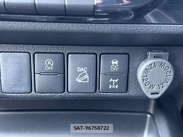 Toyota HILUX 2023-11 8880063-26