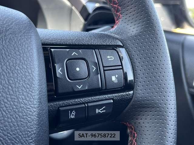 Toyota HILUX 2023-11 8880063-27