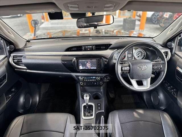 Toyota HILUX 2020-11 8880066-1