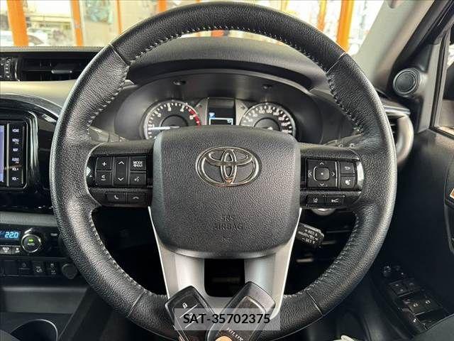 Toyota HILUX 2020-11 8880066-6