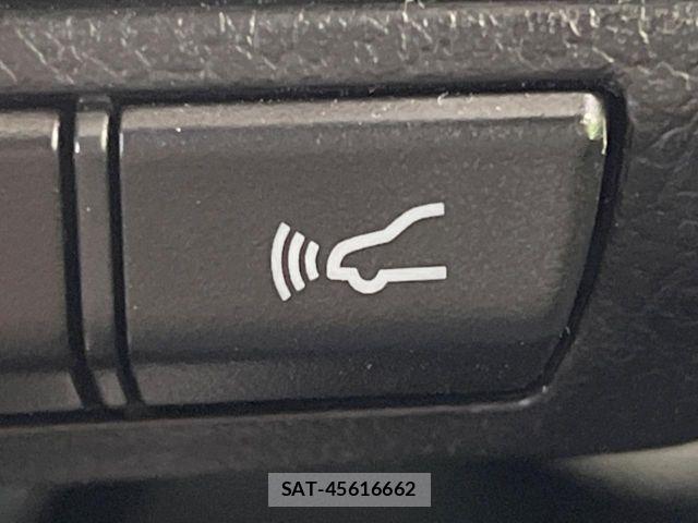 Toyota HILUX 2021-06 8880064-4
