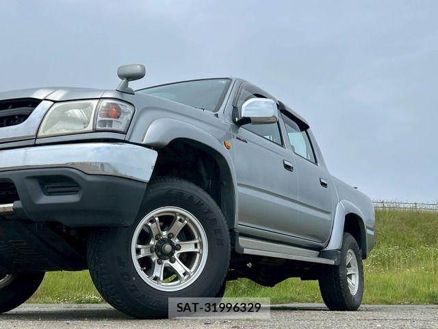 Toyota HILUX 2003-06 8880069-10