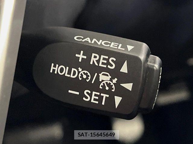 Toyota HILUX 2021-03 8880067-4