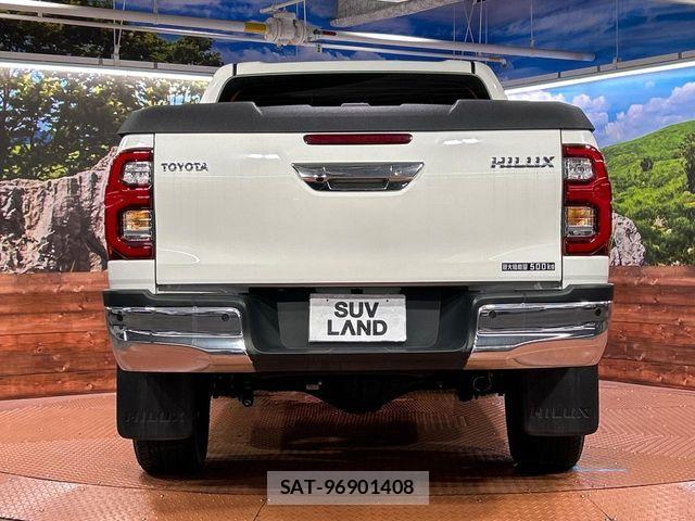 Toyota HILUX 2023-10 8880065-13