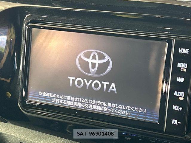 Toyota HILUX 2023-10 8880065-2