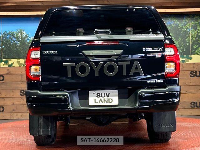Toyota HILUX 2022-06 8883704-14