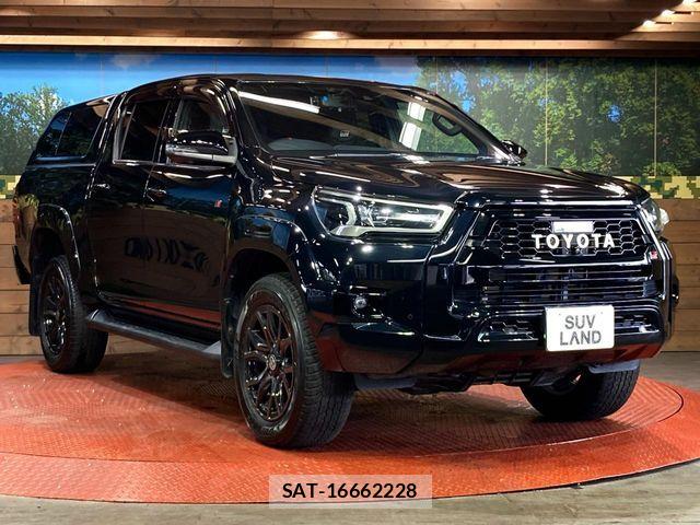 Toyota HILUX 2022-06 8883704-15