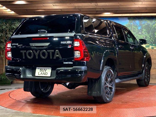 Toyota HILUX 2022-06 8883704-16
