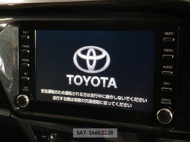 Toyota HILUX 2022-06 8883704-2