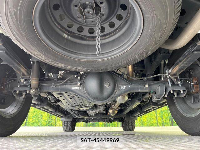 Toyota HILUX 2023-09 8883705-19