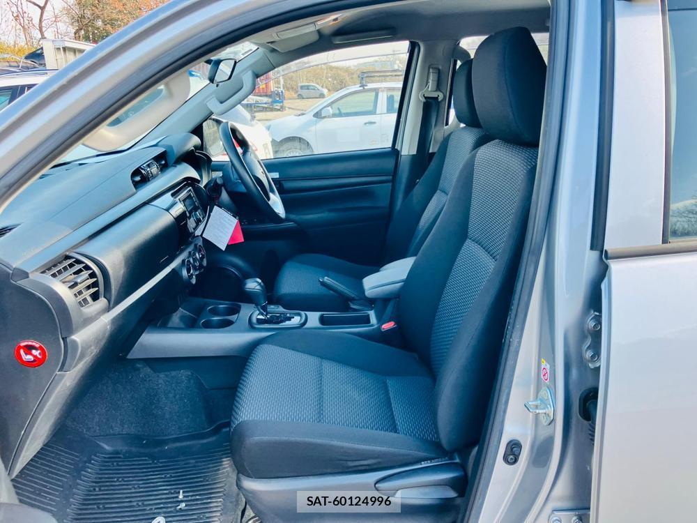 Toyota HILUX TRUCK 2019-11 606044-9