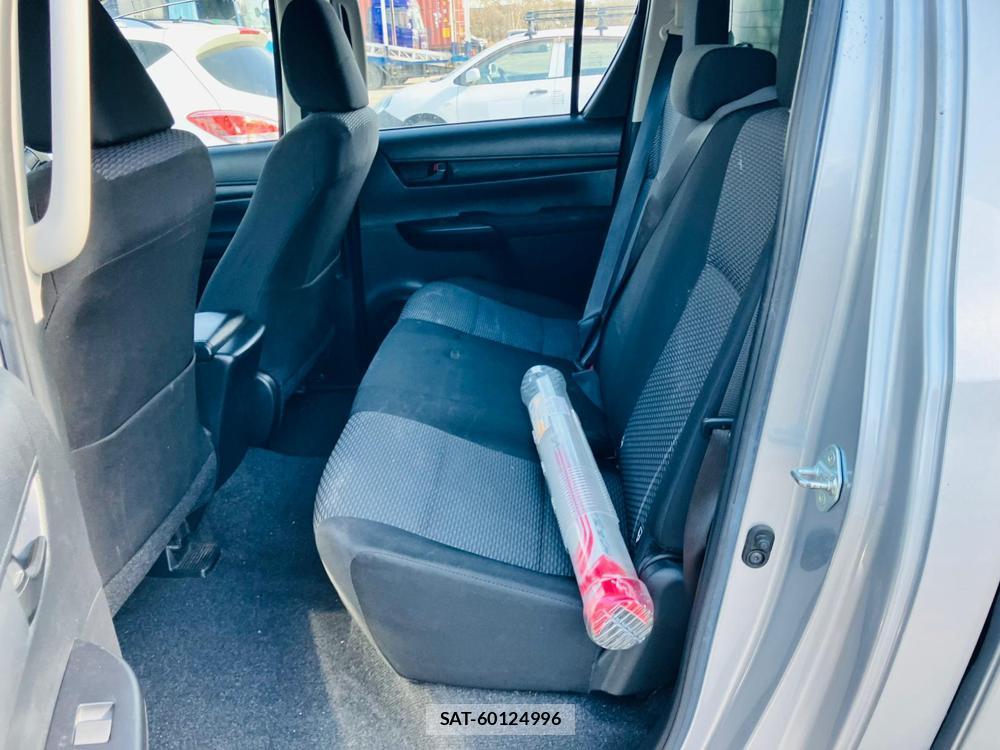 Toyota HILUX TRUCK 2019-11 606044-11