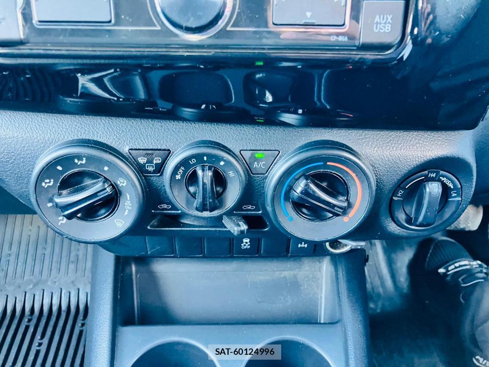 Toyota HILUX TRUCK 2019-11 606044-19