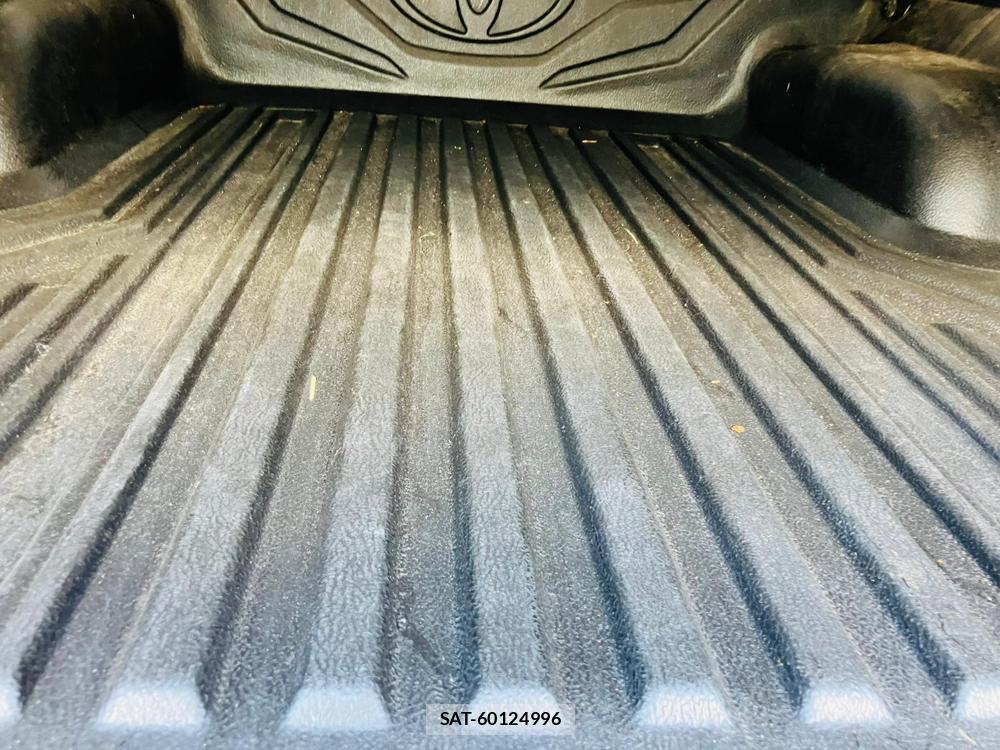Toyota HILUX TRUCK 2019-11 606044-25