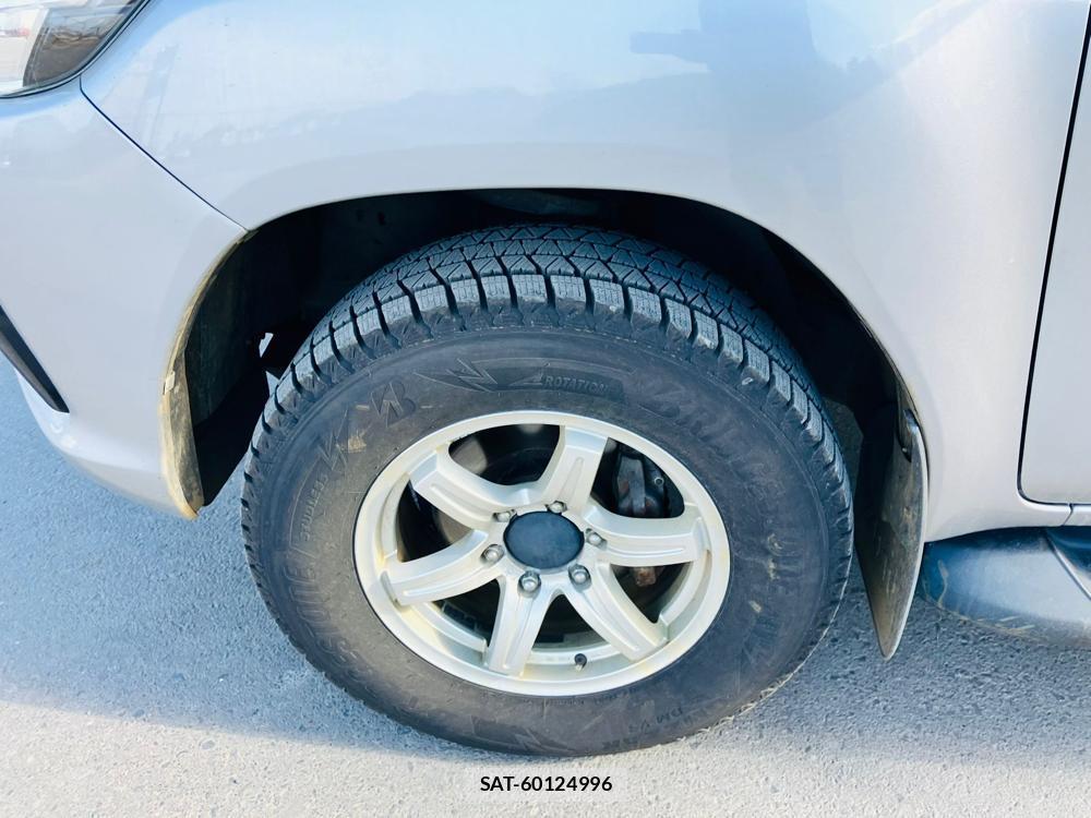 Toyota HILUX TRUCK 2019-11 606044-30