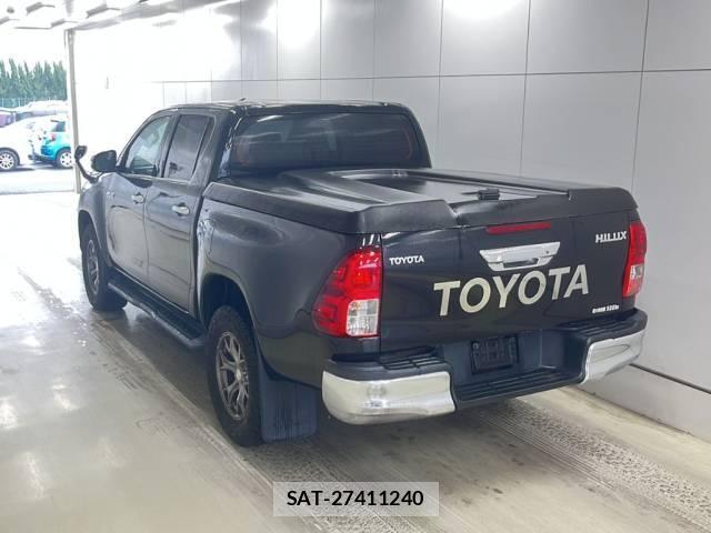 Toyota HILUX TRUCK 2018-10 1077009-1