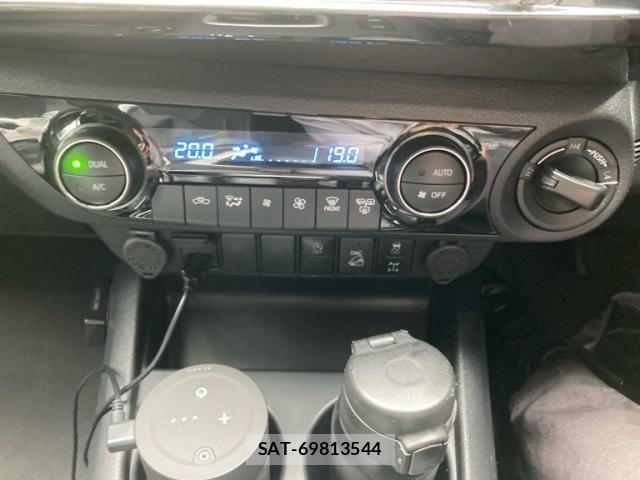 Toyota HILUX TRUCK 2024-08 7058838-17