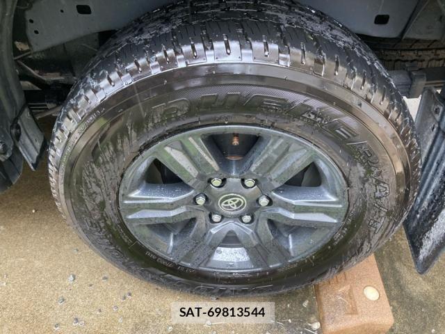 Toyota HILUX TRUCK 2024-08 7058838-3