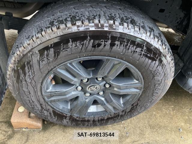 Toyota HILUX TRUCK 2024-08 7058838-4