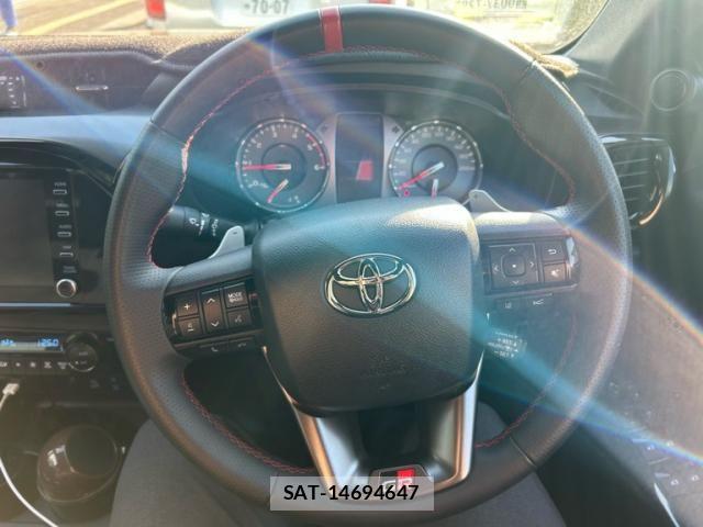 Toyota HILUX TRUCK 2024-01 7219547-12
