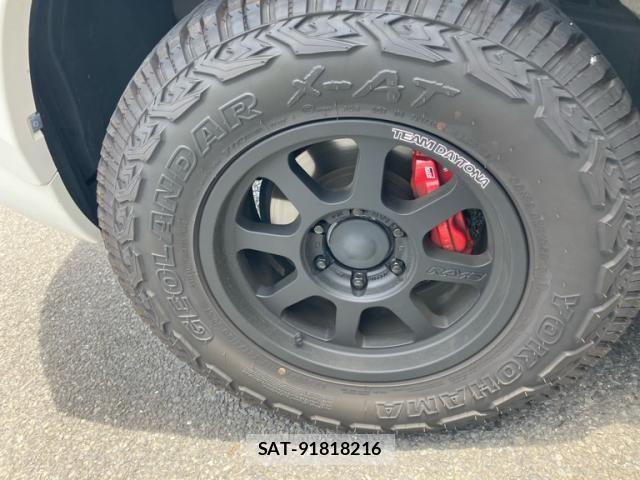 Toyota HILUX TRUCK 2023-12 7219541-9