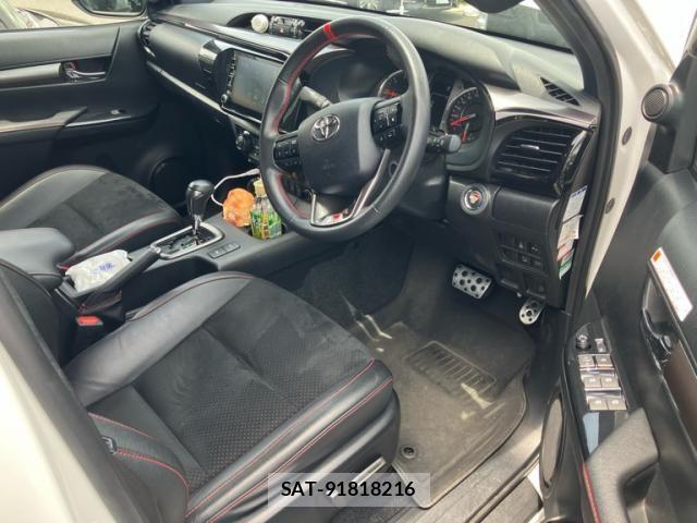 Toyota HILUX TRUCK 2023-12 7219541-12