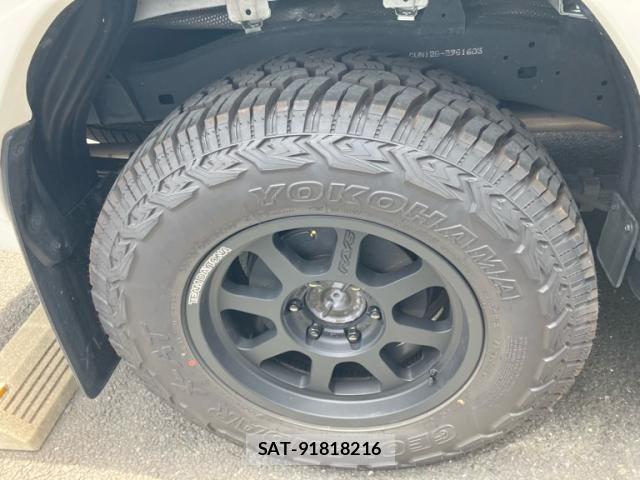 Toyota HILUX TRUCK 2023-12 7219541-7
