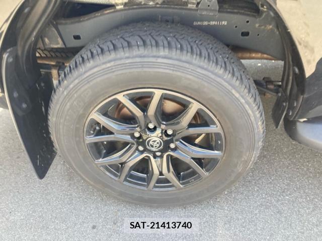 Toyota HILUX TRUCK 2022-11 7219539-3