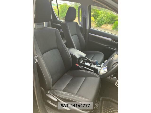 Toyota HILUX TRUCK 2022-04 7219538-12