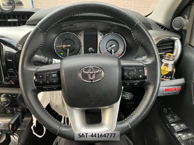 Toyota HILUX TRUCK 2022-04 7219538-13