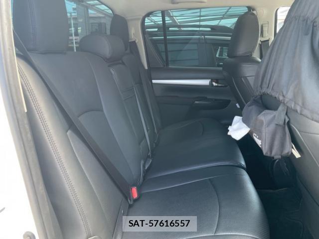 Toyota HILUX TRUCK 2023-02 7219540-12