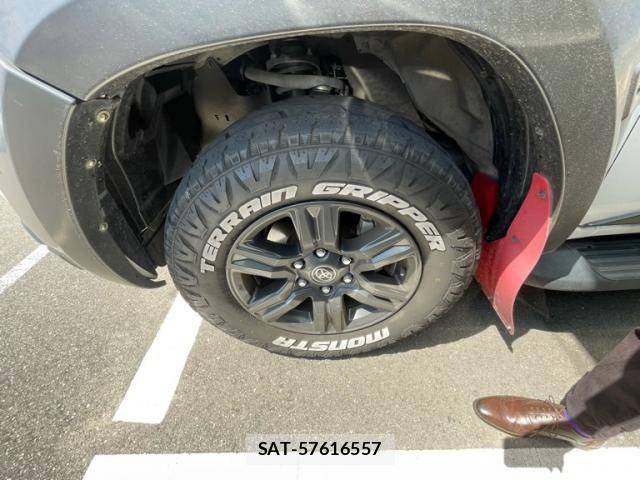 Toyota HILUX TRUCK 2023-02 7219540-7