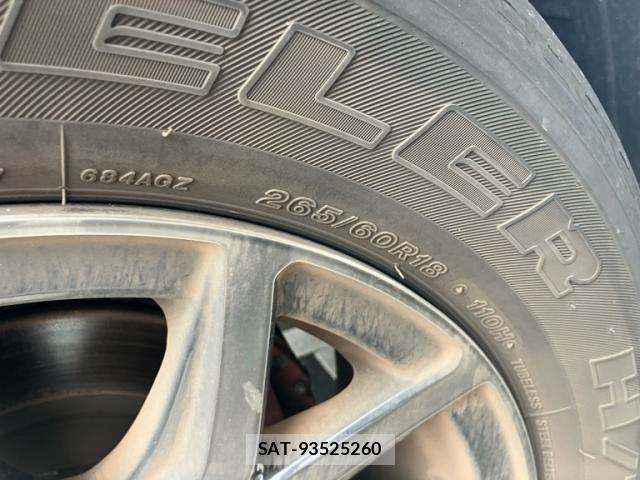 Toyota HILUX TRUCK 2024-08 7219549-9