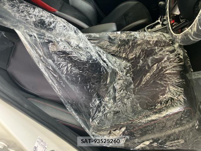 Toyota HILUX TRUCK 2024-08 7219549-17