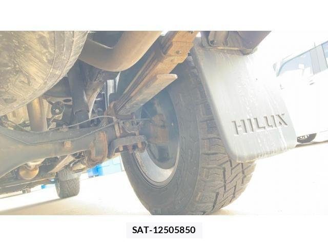 Toyota HILUX TRUCK 2022-03 7219537-10