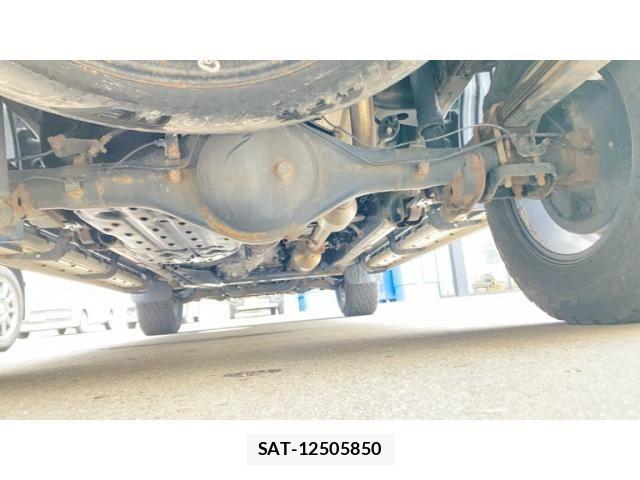 Toyota HILUX TRUCK 2022-03 7219537-12