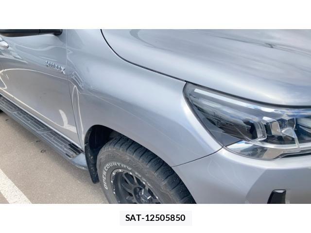 Toyota HILUX TRUCK 2022-03 7219537-1