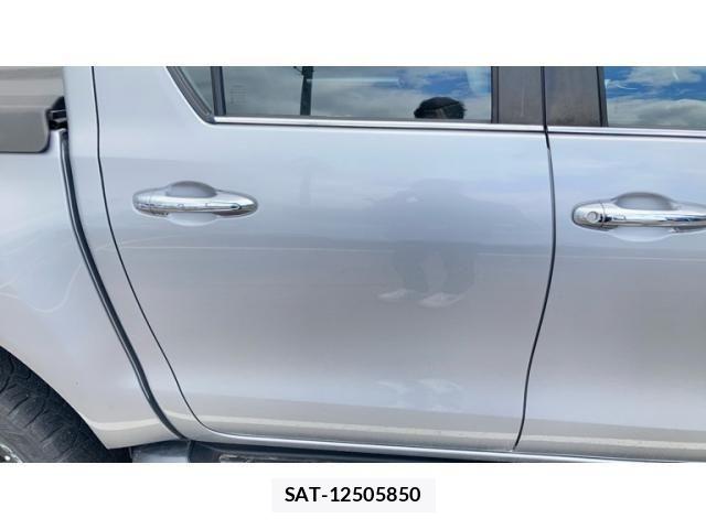 Toyota HILUX TRUCK 2022-03 7219537-3
