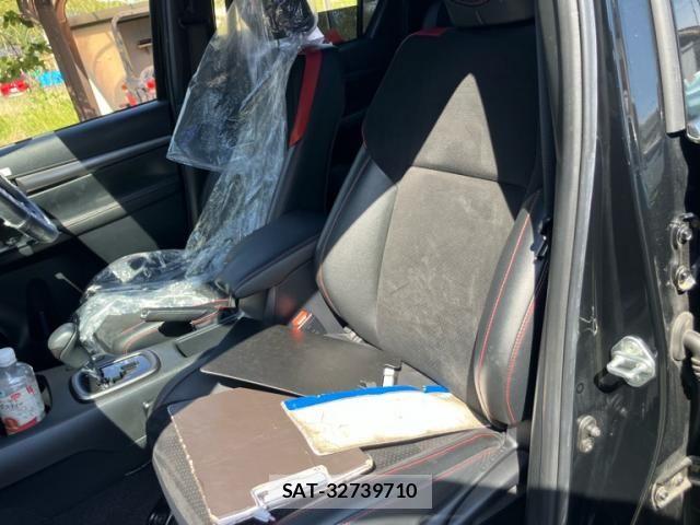 Toyota HILUX TRUCK 2022-04 7219535-16