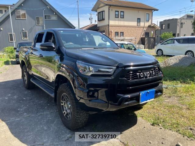 Toyota HILUX TRUCK 2022-04 7219535-1