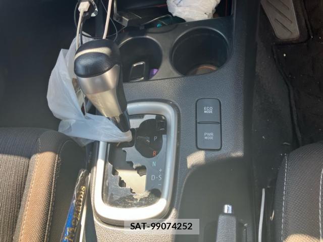 Toyota HILUX TRUCK 2021-03 7219536-14