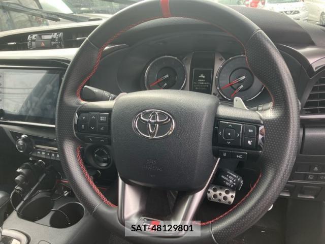Toyota HILUX TRUCK 2023-06 7251034-15