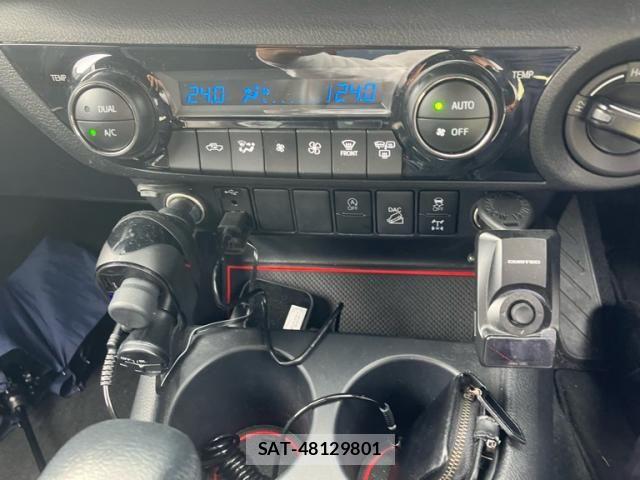 Toyota HILUX TRUCK 2023-06 7251034-20