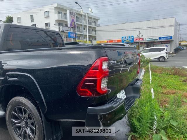 Toyota HILUX TRUCK 2023-06 7251034-5