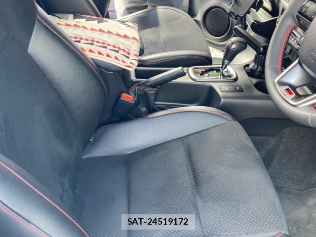Toyota HILUX TRUCK 2024-08 7251032-12