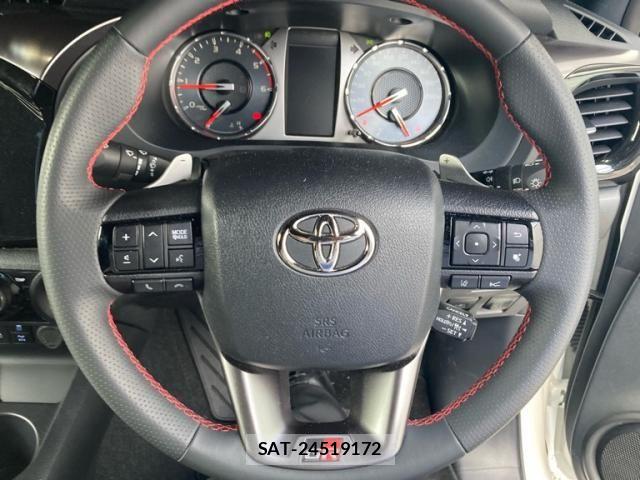 Toyota HILUX TRUCK 2024-08 7251032-15