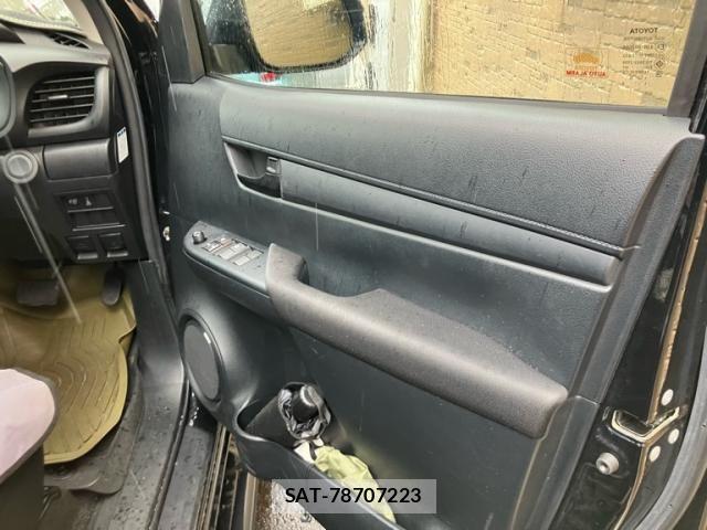 Toyota HILUX TRUCK 2017-11 7250262-9
